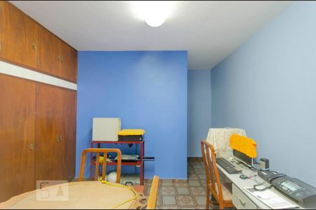 Casa à venda com 459m², 3 quartos e 5 vagas Casa à venda com 459m², 3 quartos e 5 vagasQuarto 2