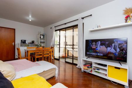Sala de Estar de apartamento à venda com 3 quartos, 84m² em Vila Regente Feijó, São Paulo
