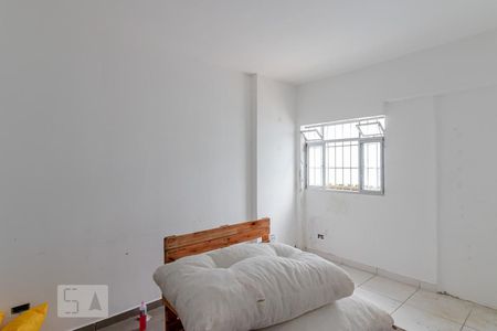 Sala 2 de casa à venda com 2 quartos, 150m² em Vila Santo Estefano, São Paulo