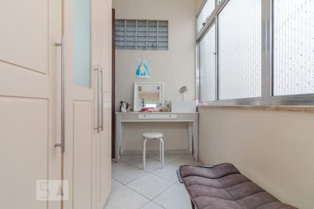 Apartamento à venda com 300m², 4 quartos e 1 vagaDetalhe da Suíte 1 - Closet