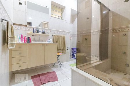 Apartamento à venda com 300m², 4 quartos e 1 vagaBanheiro da Suíte 1