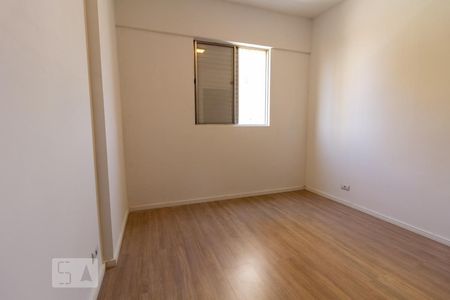 Apartamento para alugar com 74m², 3 quartos e 2 vagas Apartamento para alugar com 74m², 3 quartos e 2 vagasQuarto 2