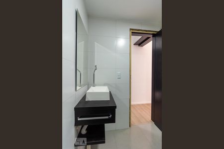 Apartamento para alugar com 74m², 3 quartos e 2 vagas Apartamento para alugar com 74m², 3 quartos e 2 vagasBanheiro Social