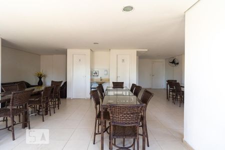 Apartamento à venda com 70m², 3 quartos e 1 vaga Apartamento à venda com 70m², 3 quartos e 1 vagaÁrea comum - Salão de festas