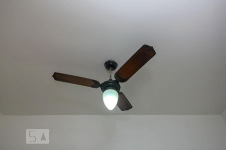 Ventilador de Teto de kitnet/studio para alugar com 1 quarto, 25m² em Botafogo, Rio de Janeiro