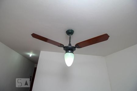 Ventilador de Teto de kitnet/studio para alugar com 1 quarto, 25m² em Botafogo, Rio de Janeiro