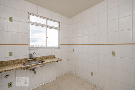 Apartamento à venda com 80m², 3 quartos e 2 vagasCozinha