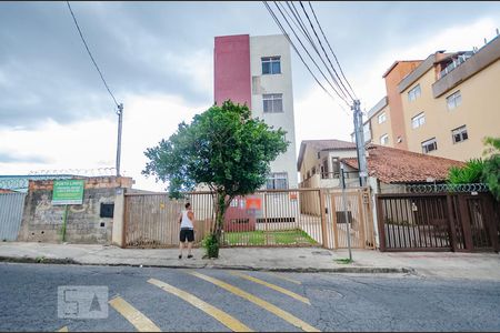 Apartamento à venda com 80m², 3 quartos e 2 vagasFachada