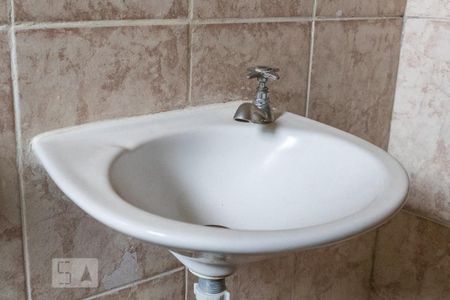 Casa para alugar com 50m², 1 quarto e sem vaga Casa para alugar com 50m², 1 quarto e sem vagaBanheiro