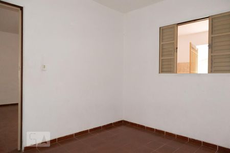 Quarto de casa para alugar com 1 quarto, 50m² em Vila Mazzei, São Paulo