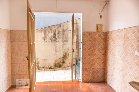 Vista de casa para alugar com 1 quarto, 50m² em Vila Mazzei, São Paulo