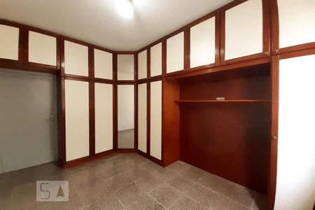 Quarto 1 de apartamento para alugar com 2 quartos, 50m² em Del Castilho, Rio de Janeiro