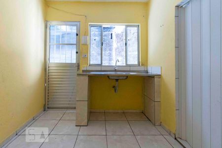Casa para alugar com 20m², 1 quarto e sem vaga Casa para alugar com 20m², 1 quarto e sem vagaCozinha