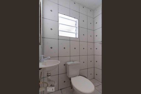 Casa para alugar com 20m², 1 quarto e sem vaga Casa para alugar com 20m², 1 quarto e sem vagaBanheiro