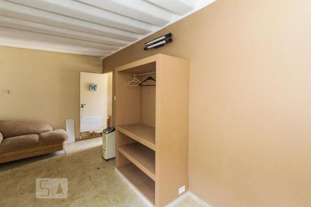 Casa para alugar com 154m², 2 quartos e 1 vaga Casa para alugar com 154m², 2 quartos e 1 vagaEdícula