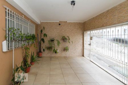 Casa para alugar com 154m², 2 quartos e 1 vaga Casa para alugar com 154m², 2 quartos e 1 vagaGaragem