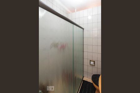 Casa para alugar com 154m², 2 quartos e 1 vaga Casa para alugar com 154m², 2 quartos e 1 vagaBanheiro Social