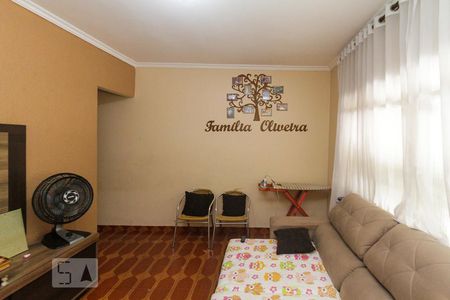 Sala de casa para alugar com 2 quartos, 154m² em Vila Santa Virginia, São Paulo