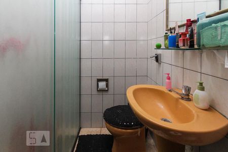 Casa para alugar com 154m², 2 quartos e 1 vaga Casa para alugar com 154m², 2 quartos e 1 vagaBanheiro Social