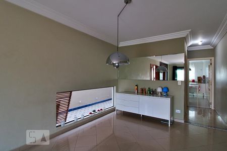 Sala de casa à venda com 3 quartos, 125m² em Vila Morse, São Paulo