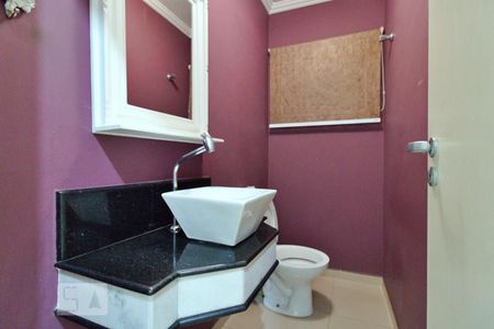 Lavabo de casa à venda com 3 quartos, 125m² em Vila Morse, São Paulo