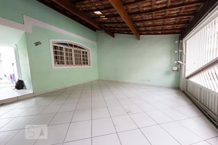 Casa à venda com 200m², 4 quartos e 2 vagasGaragem