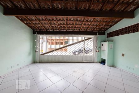 Casa à venda com 200m², 4 quartos e 2 vagasGaragem
