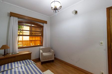 Casa à venda com 330m², 3 quartos e 8 vagasSuíte 1