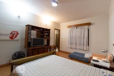 Casa à venda com 330m², 3 quartos e 8 vagasSuíte 3