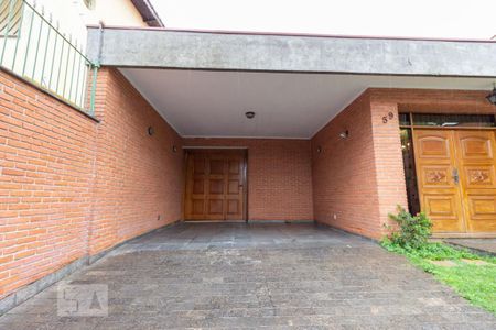 Casa à venda com 330m², 3 quartos e 8 vagasGaragem