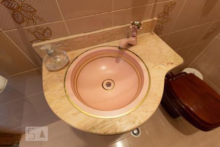 Lavabo de casa à venda com 3 quartos, 330m² em Parque Edu Chaves, São Paulo