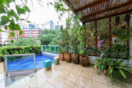 Apartamento à venda com 220m², 4 quartos e 4 vagasVaranda gourmet