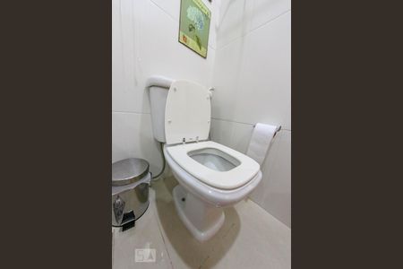 Apartamento à venda com 220m², 4 quartos e 4 vagasBanheiro da Suíte 2