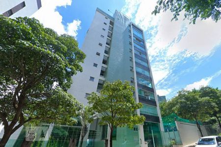 Apartamento à venda com 220m², 4 quartos e 4 vagasFachada