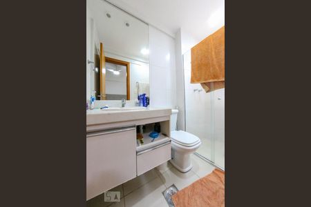 Apartamento à venda com 220m², 4 quartos e 4 vagasBanheiro da Suíte 1