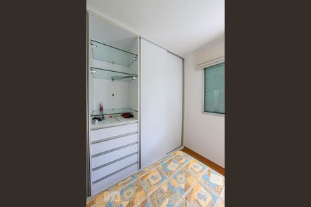 Apartamento à venda com 220m², 4 quartos e 4 vagasQuarto Suíte 2