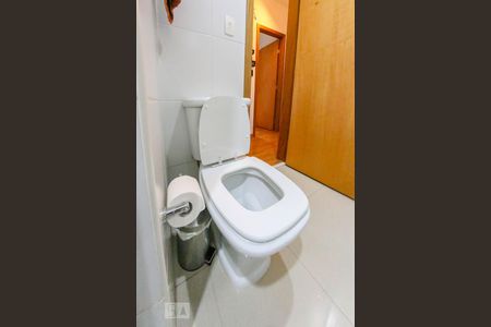 Apartamento à venda com 220m², 4 quartos e 4 vagasBanheiro Social