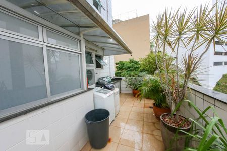 Apartamento à venda com 220m², 4 quartos e 4 vagasÁrea de Serviço