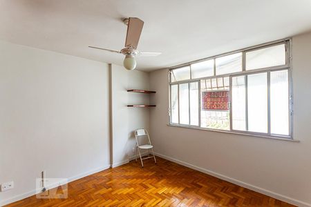 Quarto 1 de apartamento para alugar com 3 quartos, 126m² em Icaraí, Niterói