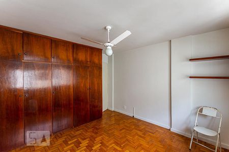 Quarto 1 de apartamento para alugar com 3 quartos, 126m² em Icaraí, Niterói