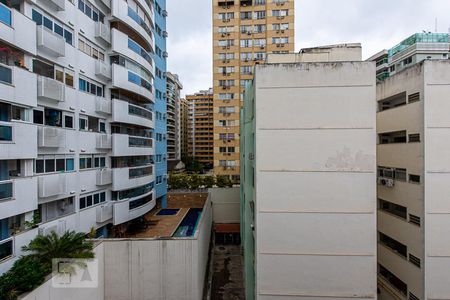 Vista da Sala de apartamento para alugar com 3 quartos, 126m² em Icaraí, Niterói