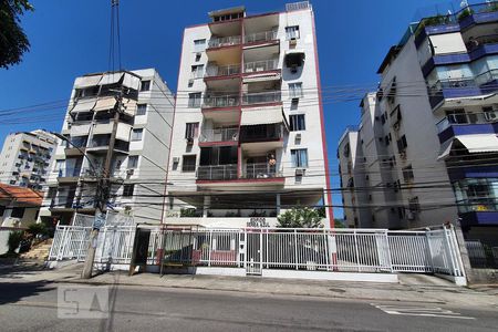 Apartamento para alugar com 129m², 3 quartos e 1 vagaFachada