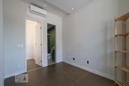 Apartamento para alugar com 129m², 3 quartos e 1 vagaSuíte