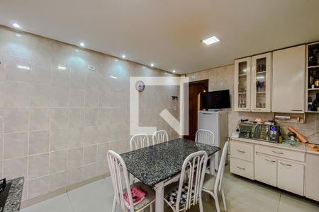 Casa à venda com 132m², 3 quartos e 1 vagaCozinha