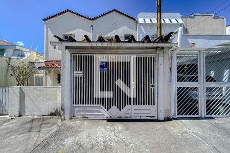 Casa à venda com 132m², 3 quartos e 1 vagaFachada