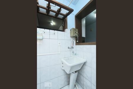 Apartamento para alugar com 69m², 2 quartos e sem vagaAREA DE SERVIÇO