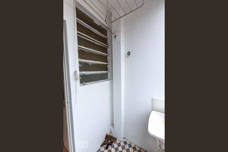 Apartamento à venda com 42m², 1 quarto e sem vagaÁrea de Serviço