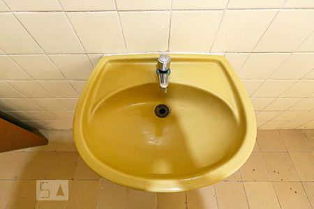 Apartamento à venda com 75m², 2 quartos e sem vagaBsnheiro