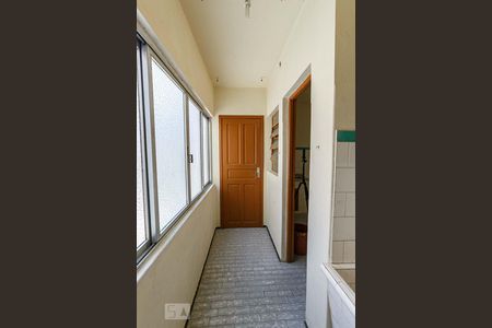 Apartamento à venda com 75m², 2 quartos e sem vagaÁrea de Serviço