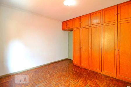 Casa para alugar com 200m², 2 quartos e 2 vagasQuarto 2